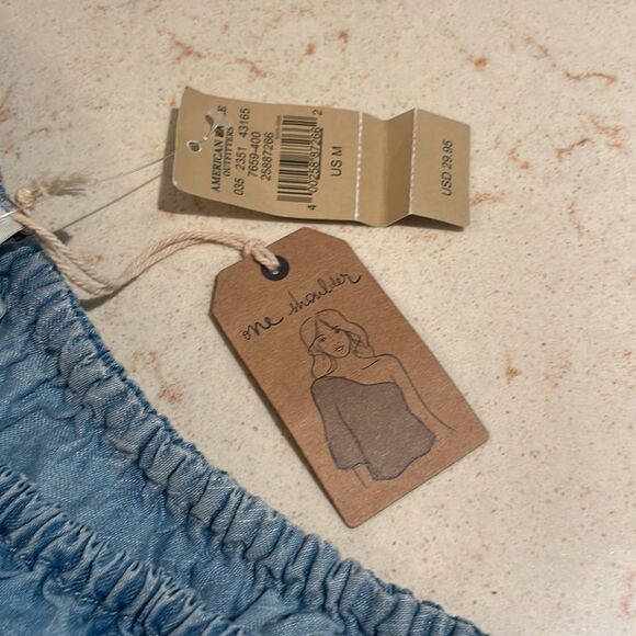 AEO NWT one shoulder denim ruffle chambray top SZ medium - Picture 3 of 5